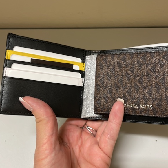 NWT $178 Michael Kors Cooper Logo Brown/Lemon PVC Billfold with Passcase Wallet - Picture 4 of 5